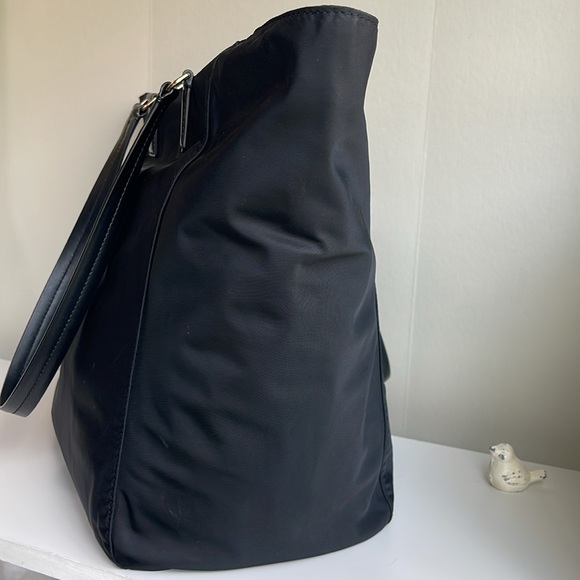 Tory Burch Tilda Large Nylon Tote - Picture 13 of 17